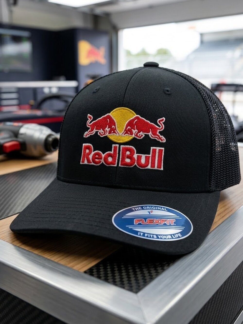 Red Bull Racing F1 Embroidered Black Flexfit Trucker Hat Size L/XL Fitted Retro